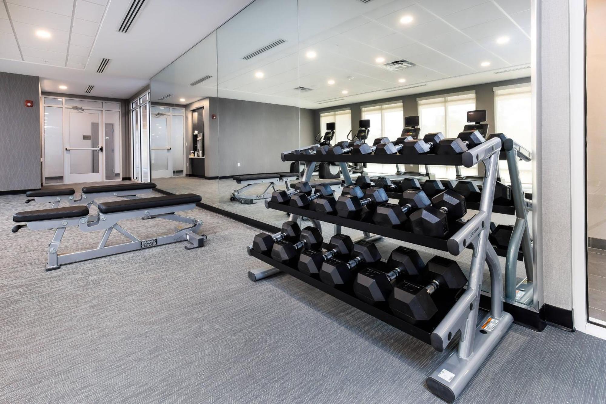 ホテル Courtyard By Marriott Pensacola I-10 West エクステリア 写真
