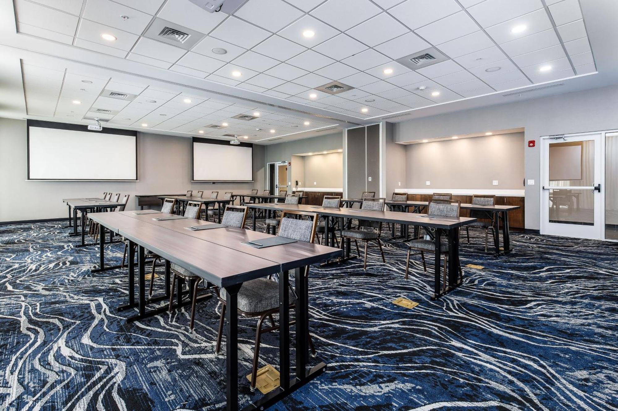 ホテル Courtyard By Marriott Pensacola I-10 West エクステリア 写真