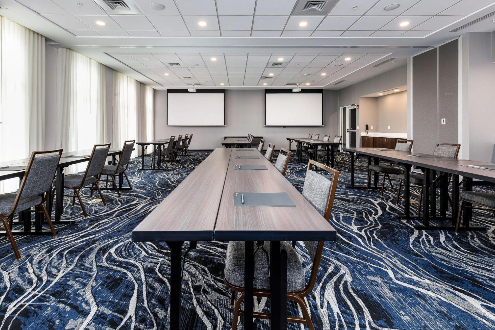 ホテル Courtyard By Marriott Pensacola I-10 West エクステリア 写真