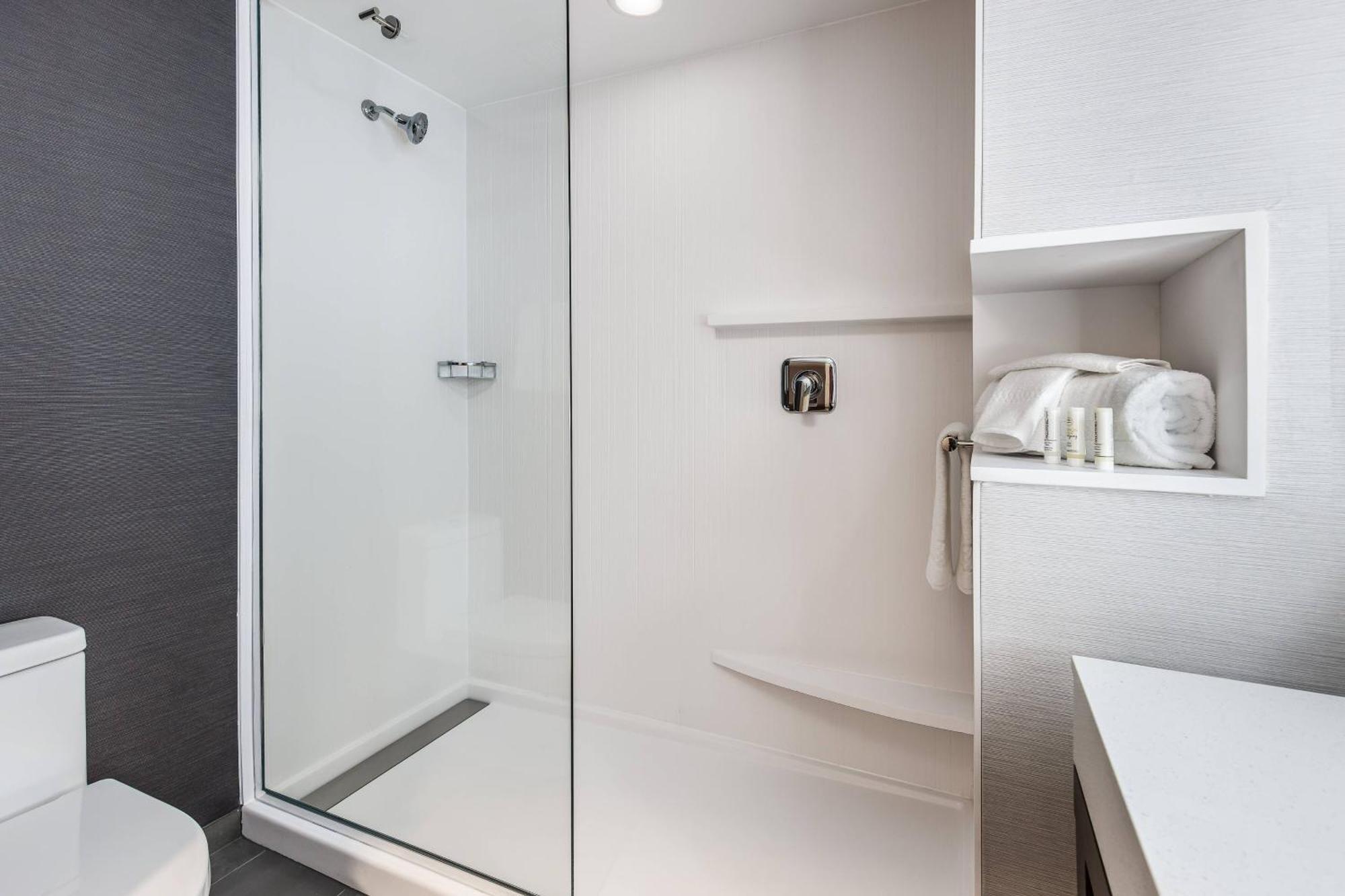 ホテル Courtyard By Marriott Pensacola I-10 West エクステリア 写真