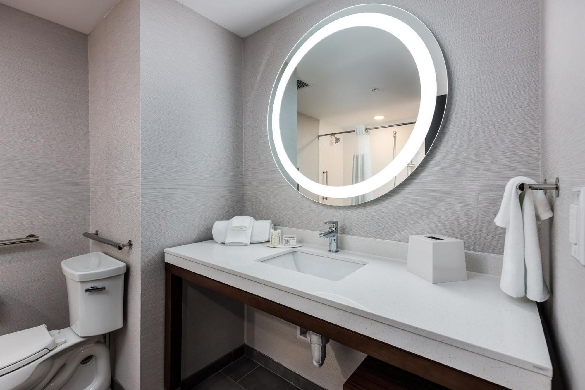 ホテル Courtyard By Marriott Pensacola I-10 West エクステリア 写真