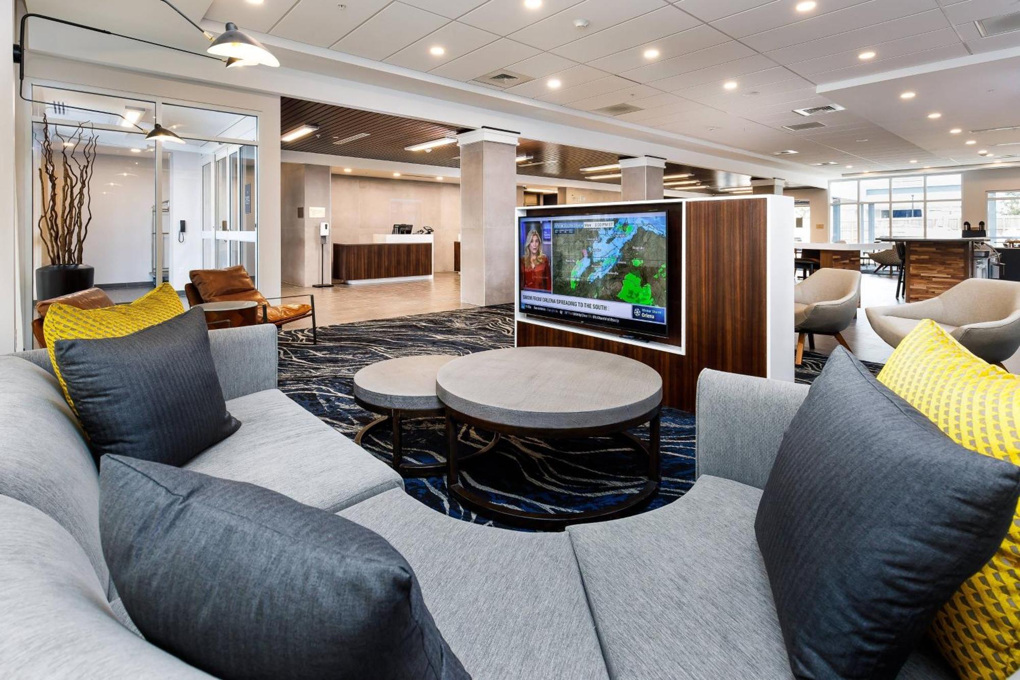 ホテル Courtyard By Marriott Pensacola I-10 West エクステリア 写真